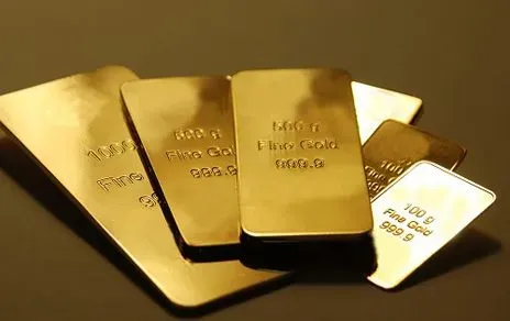 Gold, silver rally on weaker dollar after crude collapses on Iran ceasefire hopes