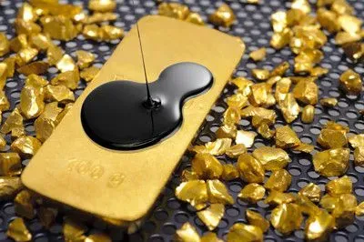 Metals recover as Iran talks cool oil, Fed minutes cap risk