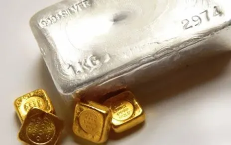Silver outperforms gold to test $80 as US-Iran talks drive metals volatility