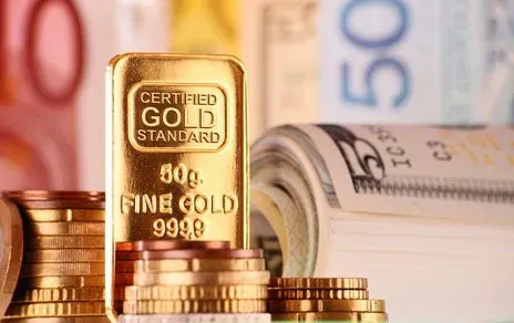 Spot gold softer in thin trade as oil rebound, U.S.-Iran uncertainty cloud rate outlook