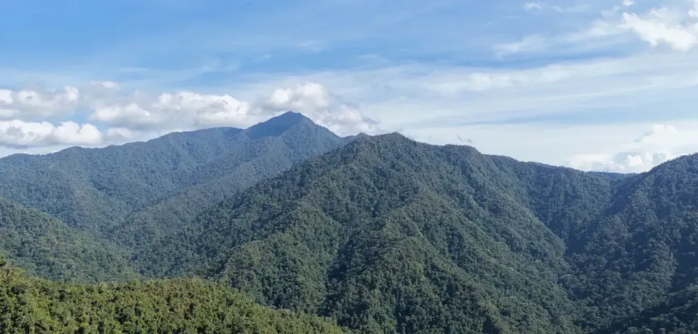 Auro Intersects 496.5m Grading 0.76 g/t Gold and 0.12% Copper, Including 212.5m Grading 1.12 g/t Au and 0.14% Copper at the Santa Barbara Gold-Copper Project, Ecuador