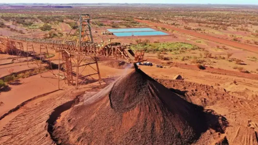 BHP and Rio Tinto test Caterpillar's electric haul trucks in Pilbara