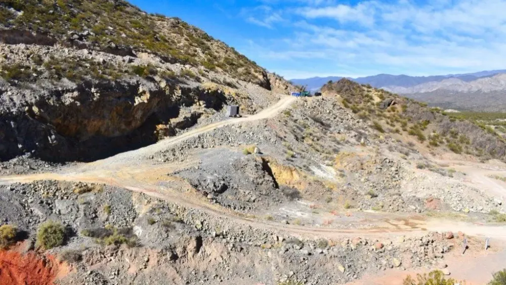 Challenger confirms low-cost startup to Hualilan gold project