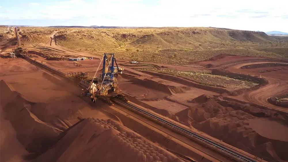 China restricts some Fortescue iron-ore cargoes as talks drag, sources say