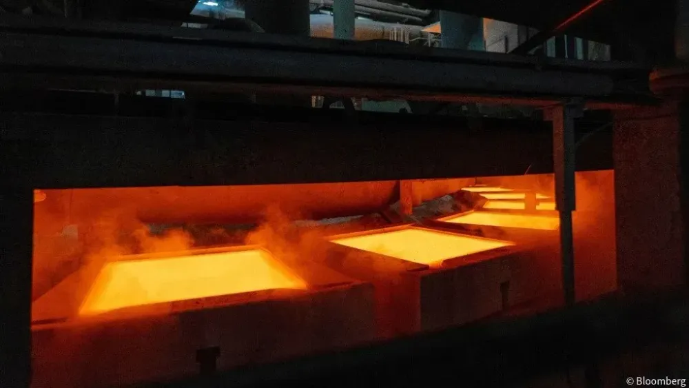 China's copper smelters band together to strengthen hand in talks with miners