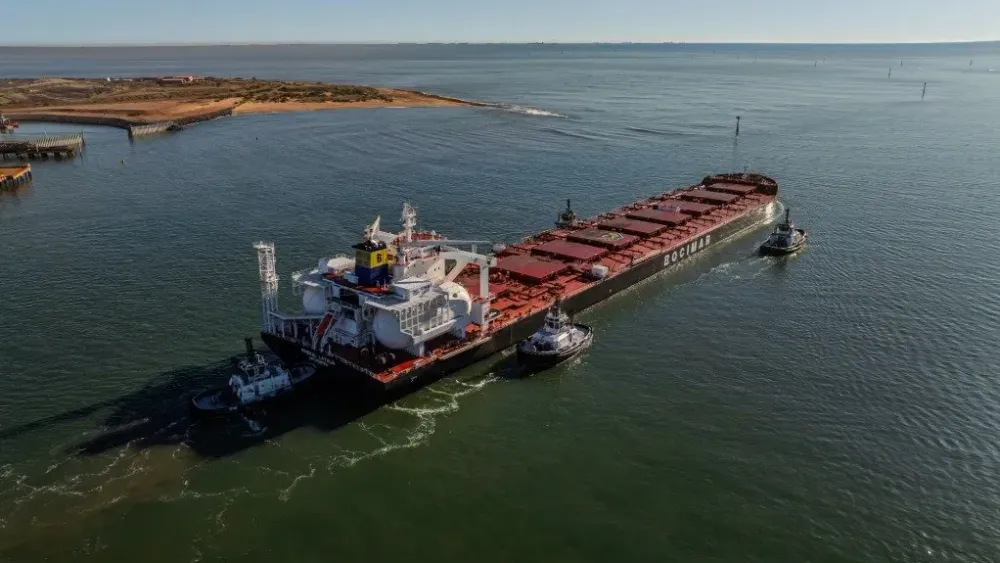 Fortescue accelerates zero-emission iron-ore shipping