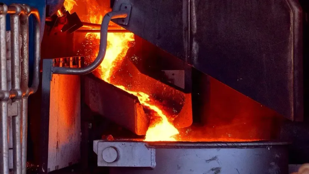 Fortescue produces first hot metal towards green iron production in Australia