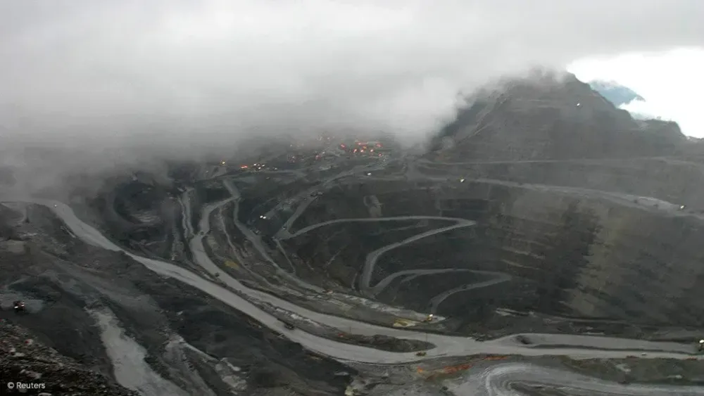 Freeport says Grasberg recovery not delayed until 2028, stands by 2027 forecast