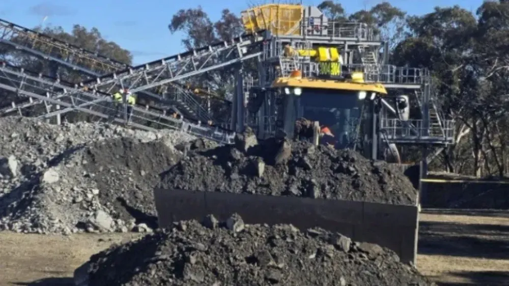 Larvotto crushes first ore at refurbished Hillgrove processing plant