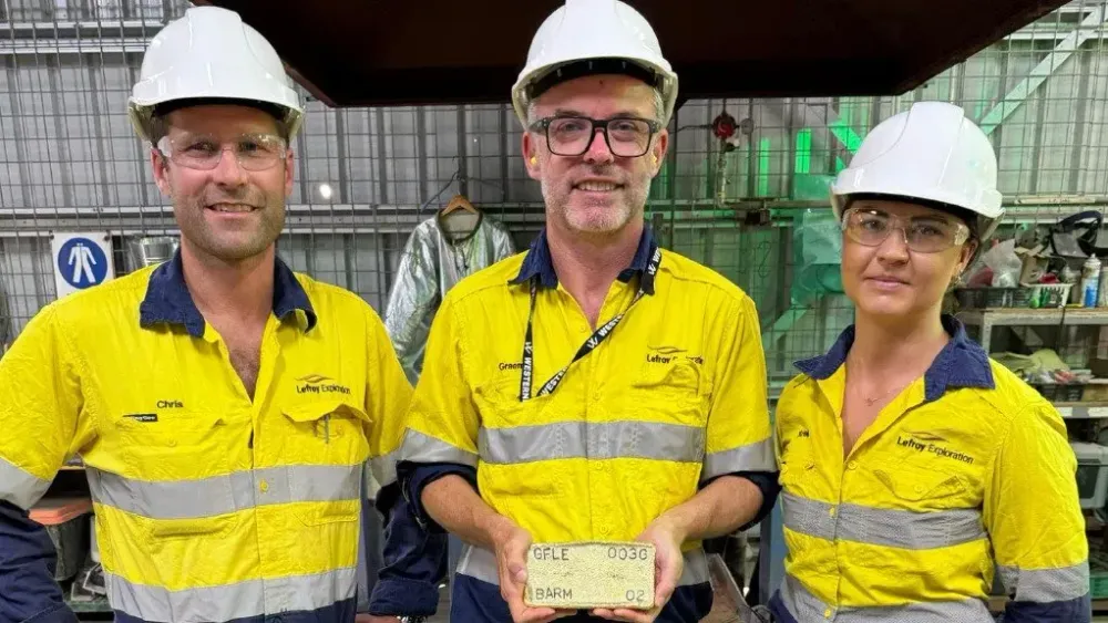 Lefroy Exploration pours first gold from Lucky Strike