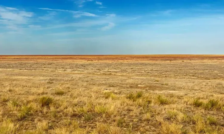 ARRAS MINERALS MOBILIZES TWO ADDITIONAL DRILLS TO THE ELEMES PROJECT FOR TOP-OF-BEDROCK (KGK) PROGRAM IN KAZAKHSTAN AND FILES NI 43-101 TECHNICAL REPORT ON THE ELEMES PROJECT