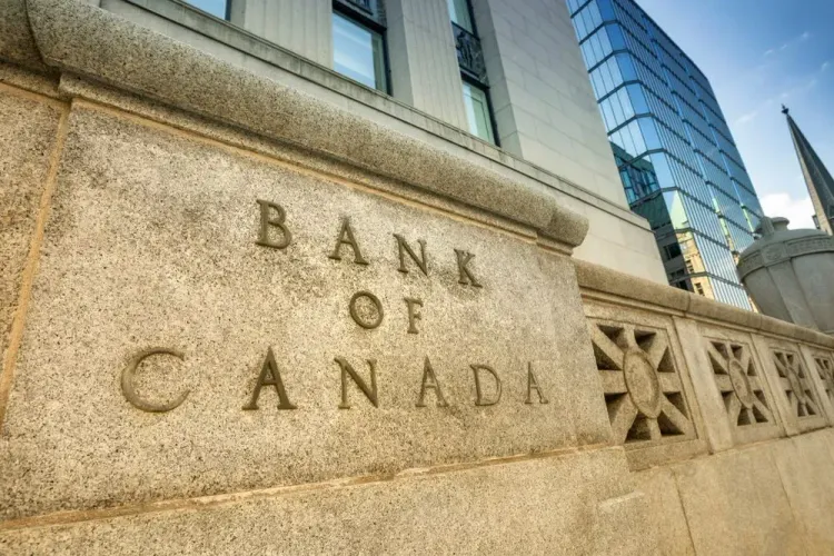 Bank of Canada maintains rate at 2.25%, says risks skewed to downside as Iran war increases global economic risks